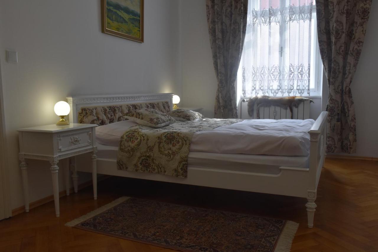 Lovecky Apartman Na Namesti Ve Frenstate Pod Radhostem Apartment Frenštát pod Radhoštěm Bagian luar foto