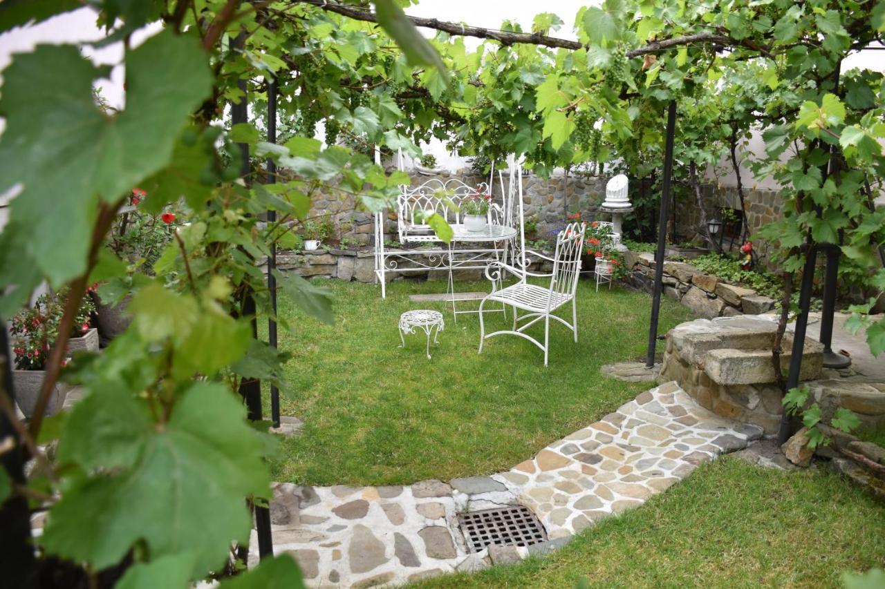 Lovecky Apartman Na Namesti Ve Frenstate Pod Radhostem Frenštát pod Radhoštěm Bagian luar foto