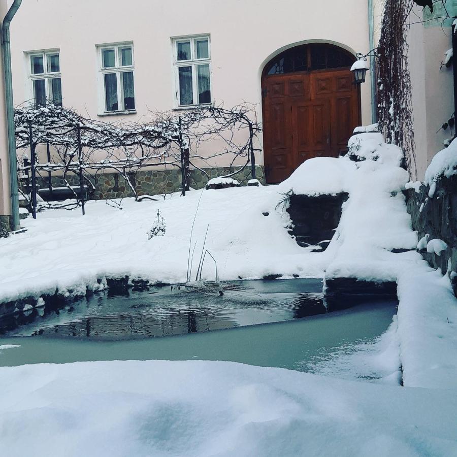 Lovecky Apartman Na Namesti Ve Frenstate Pod Radhostem Apartment Frenštát pod Radhoštěm Bagian luar foto